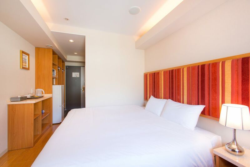 M-Hotel-standard-room-2