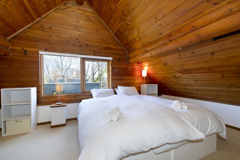 Nupuri - Loft Bedroom