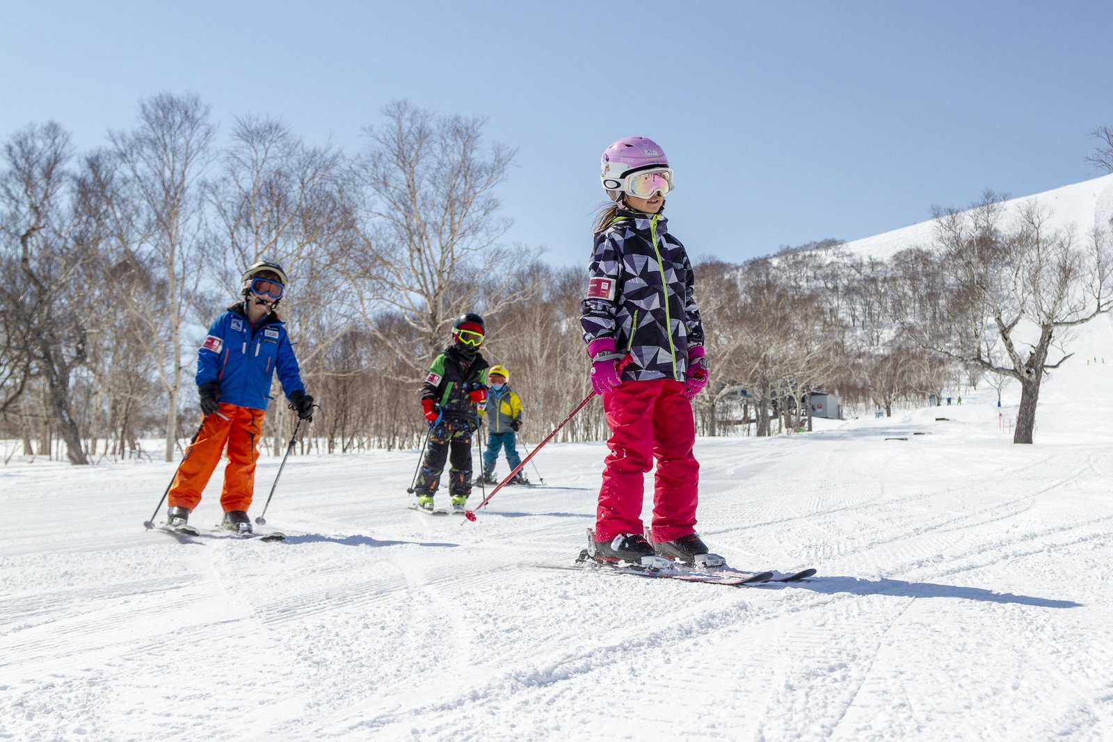 kids ski free vacation niseko